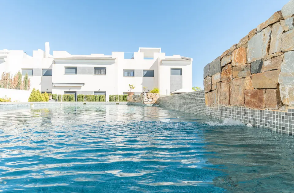 Nowe apartamenty w Torrevieja — zdjęcie 1 z 15