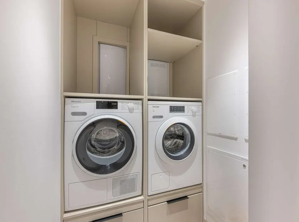 Apartament z bezpośrednim dostępem do plaży w Esteponie — zdjęcie