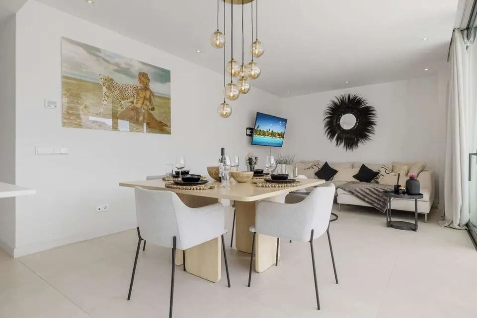 Apartament z widokiem na morze w Fuengiroli — zdjęcie