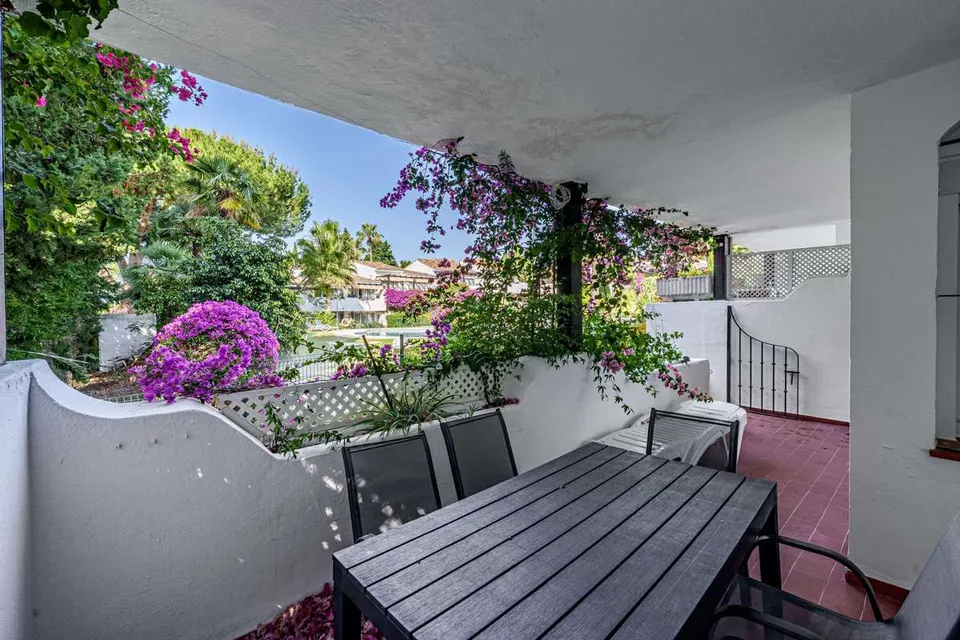 Apartament w prestiżowej Sierra Blanca w Marbelli — zdjęcie