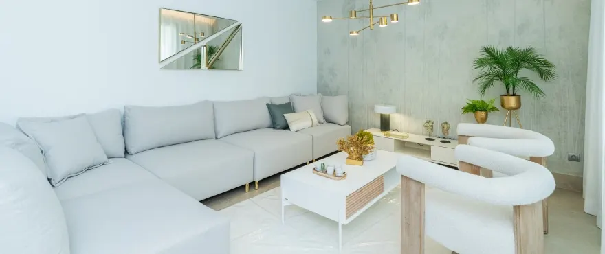 Apartamenty z widokiem na morze w Mijas Costa — zdjęcie