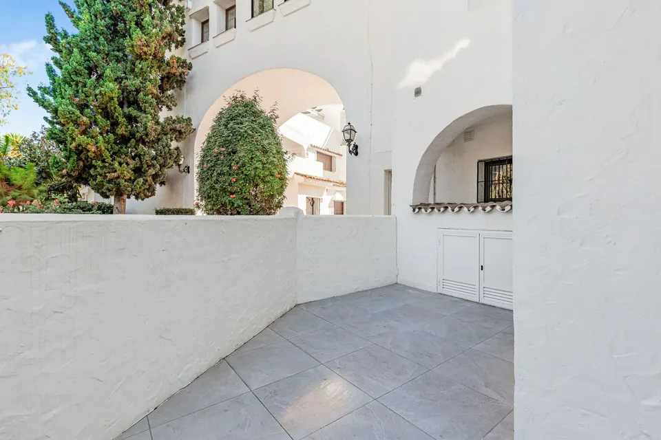 Apartament na parterze w Marbelli — zdjęcie