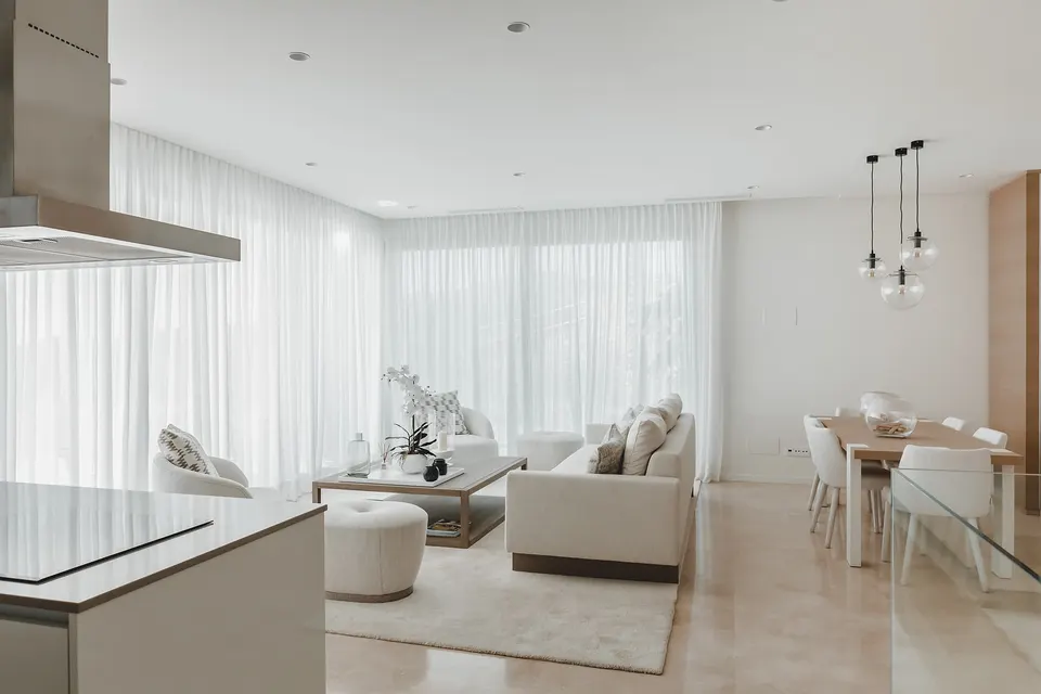 Apartamenty z widokiem na góry w Benahavís — zdjęcie