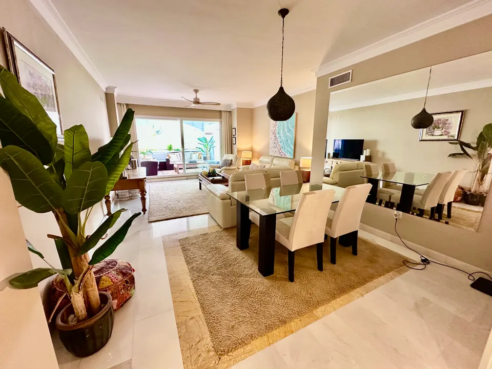 Apartament przy plaży w Marbelli — zdjęcie