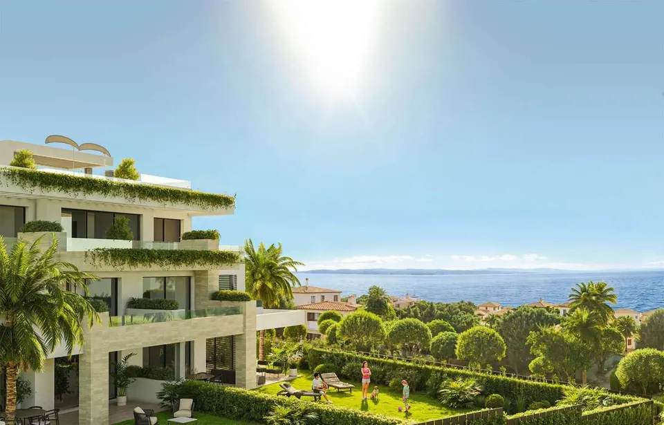 Apartament z ogrodem w Casares — zdjęcie