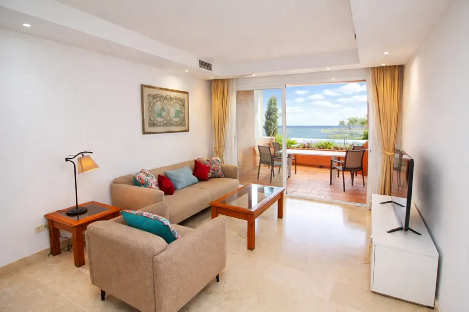 Apartament z widokiem na morze w Marbelli — zdjęcie