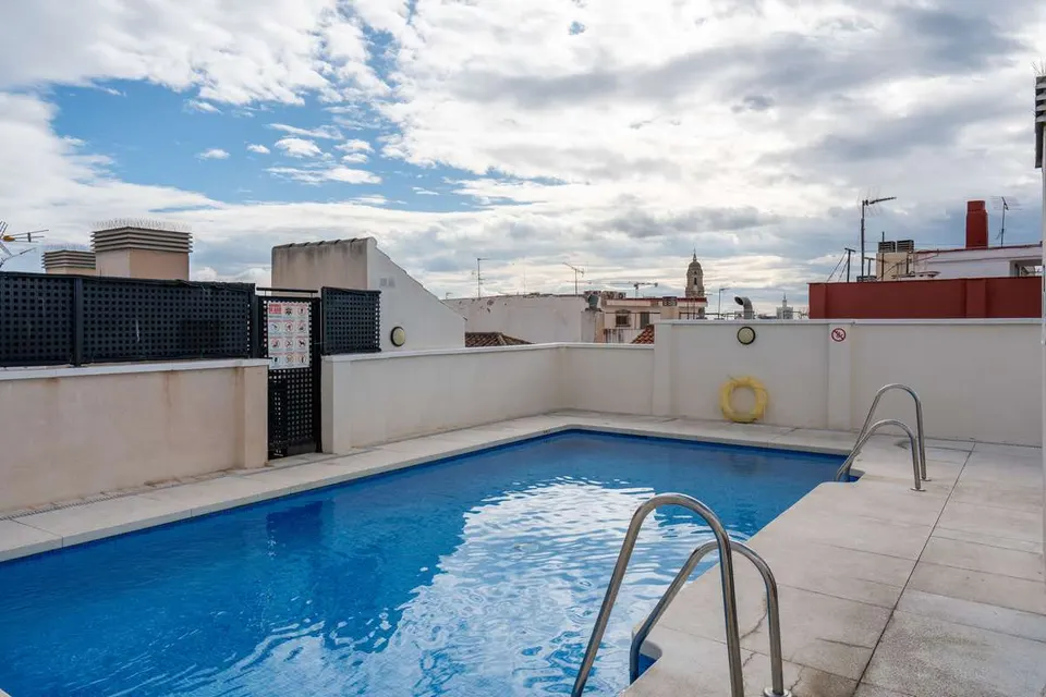 Apartament z basenem w Maladze — zdjęcie