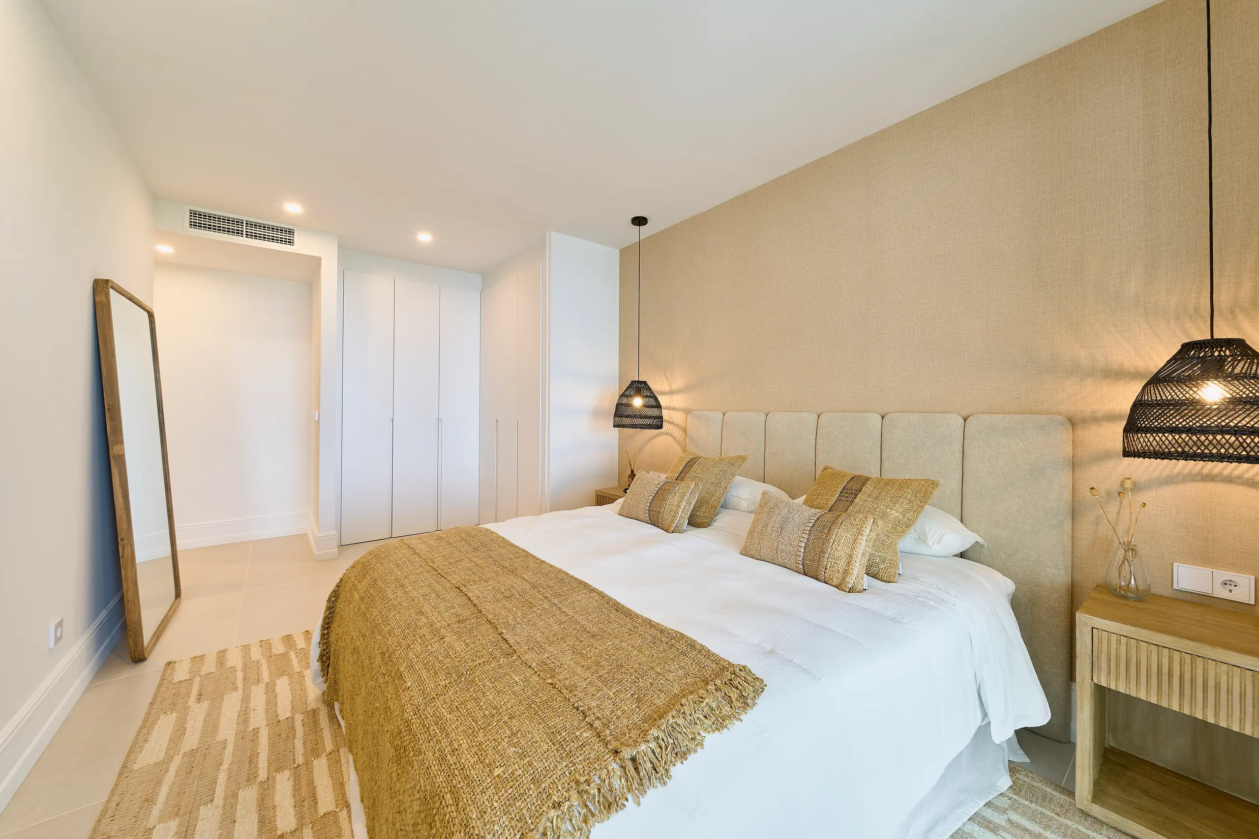 Apartamenty z widokiem na morze w Benalmádena Pueblo