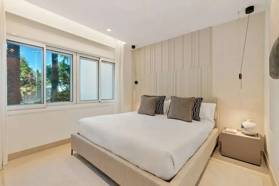 Apartament przy plaży w Esteponie — zdjęcie