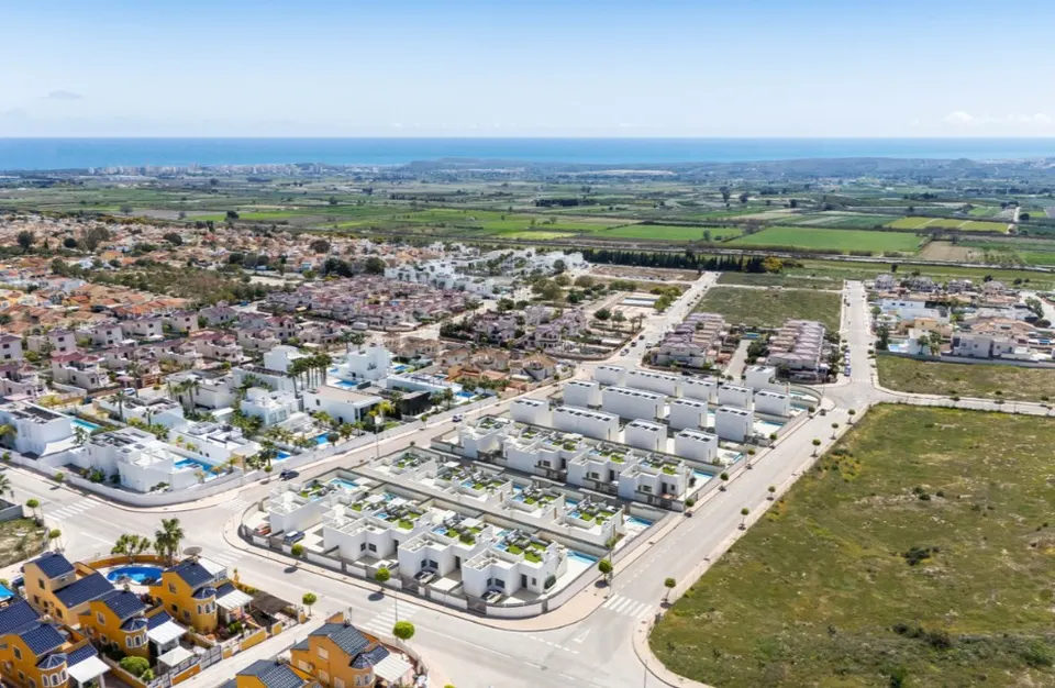 Nowe domy szeregowe w San Fulgencio — zdjęcie 6 z 13