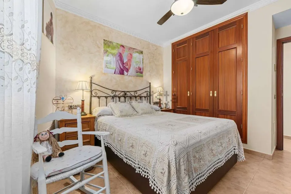 Penthouse z panoramicznym widokiem w Esteponie – zdjęcie 15 z 16