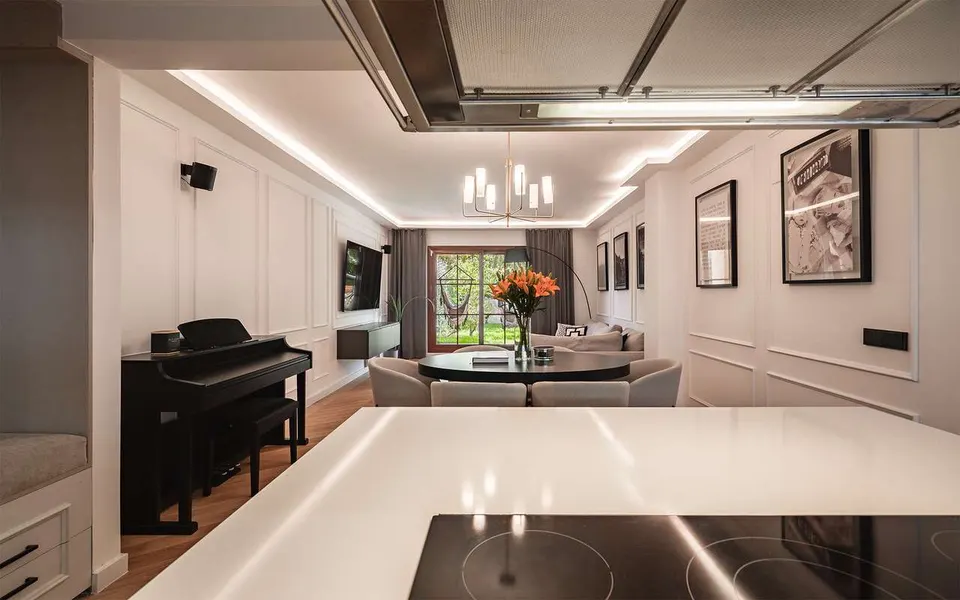Apartament z ogrodem w Benahavís — zdjęcie