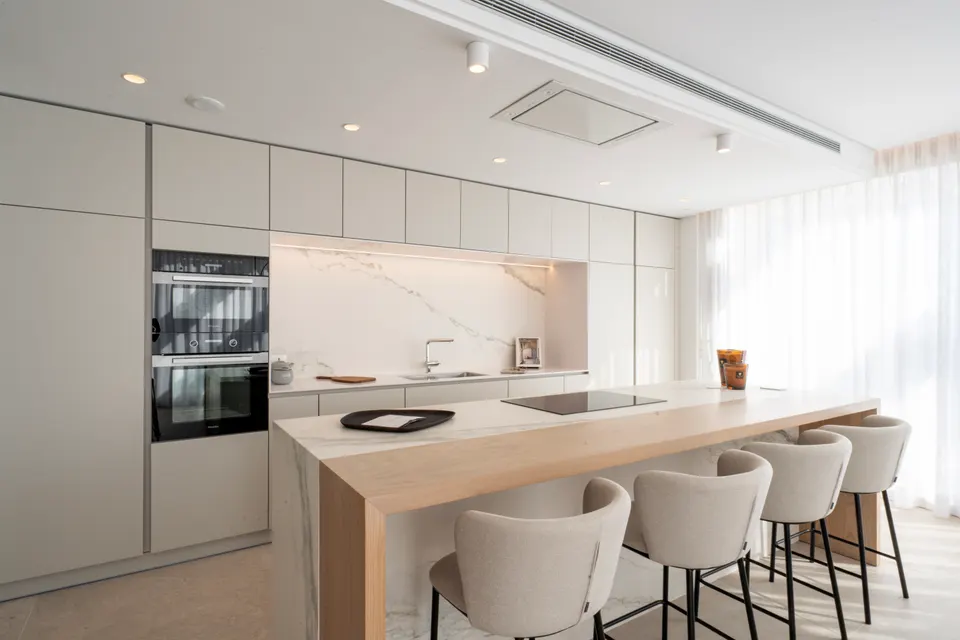 Apartamenty z widokiem na morze w Benahavís — zdjęcie