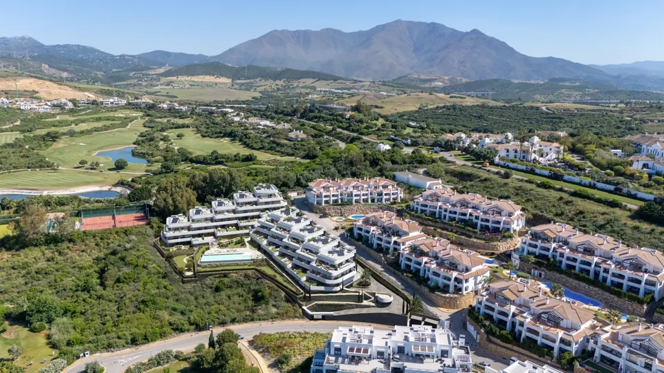 Apartamenty przy polu golfowym w Casares — zdjęcie