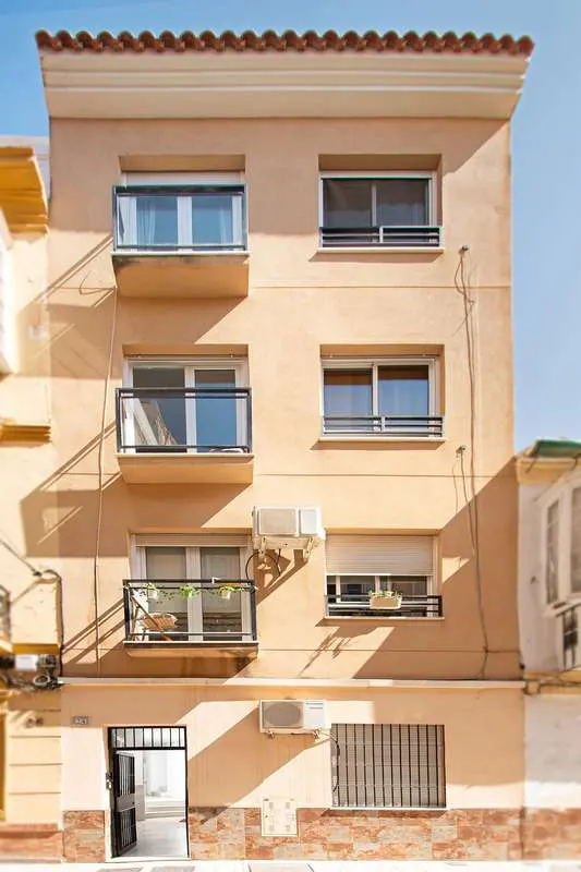 Apartament przy placu w Maladze — zdjęcie 15 z 16