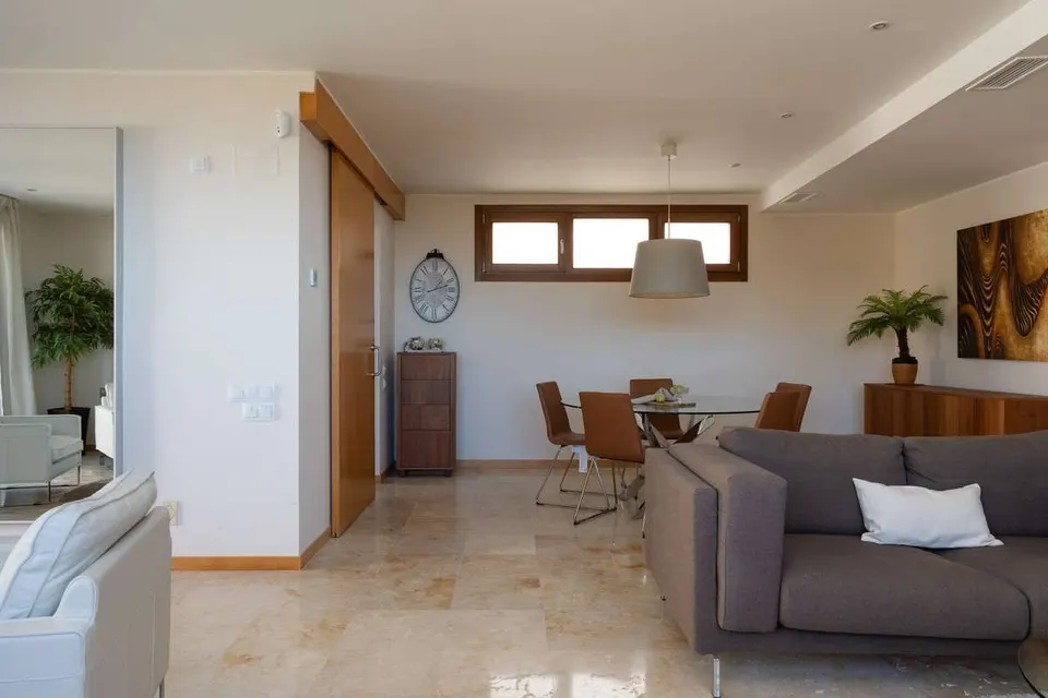 Penthouse z widokiem na morze w Marbelli — zdjęcie