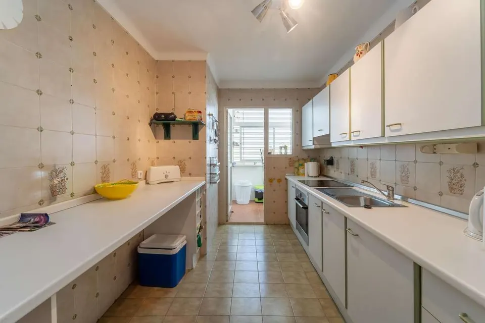 Apartament na ostatnim piętrze w Torremolinos — zdjęcie 13 z 16