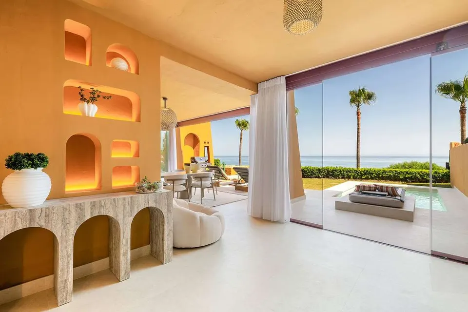 Apartament przy plaży w Esteponie — zdjęcie