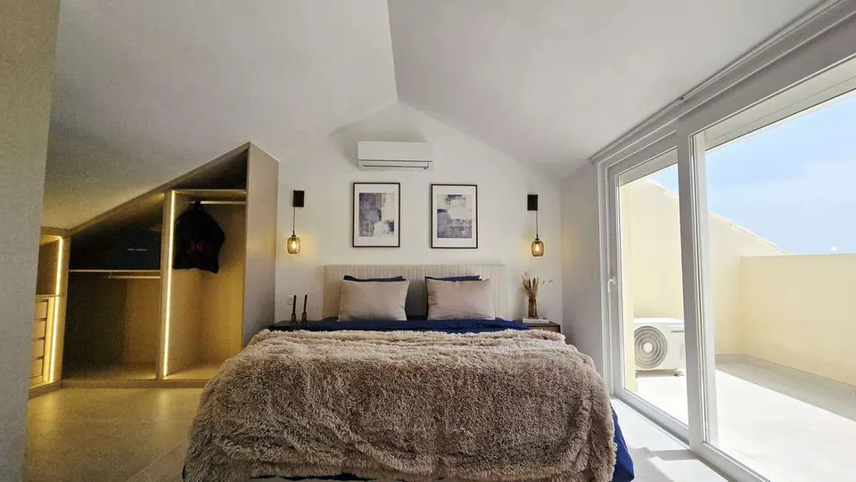 Penthouse dwupoziomowy z widokiem na morze w Marbelli — zdjęcie 8 z 16