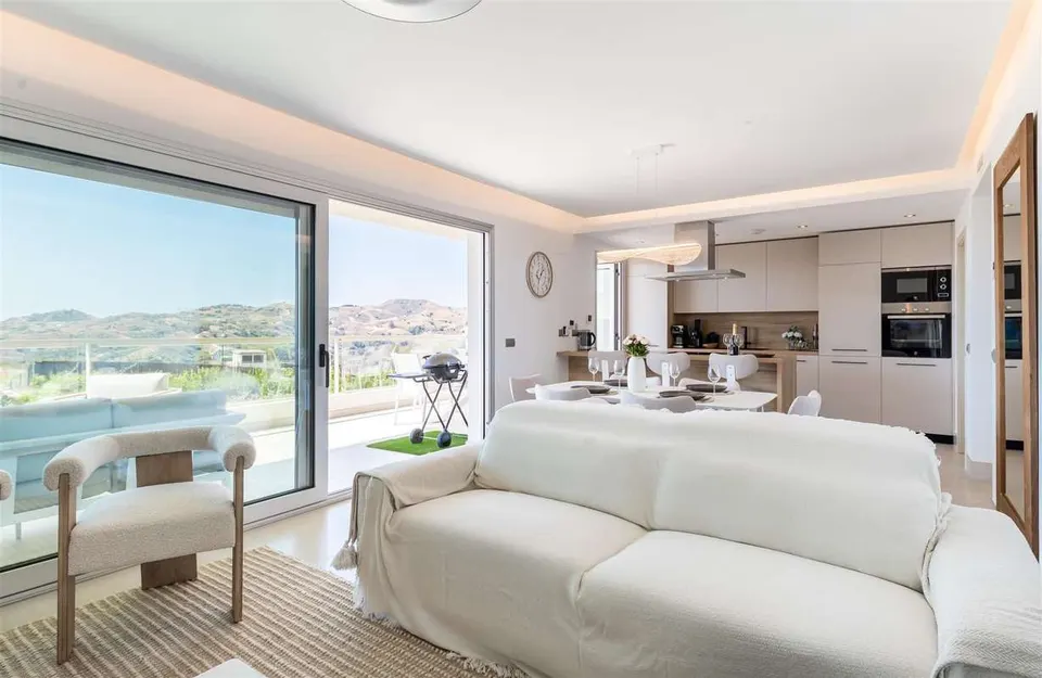 Apartament z widokiem na morze w Mijas — zdjęcie