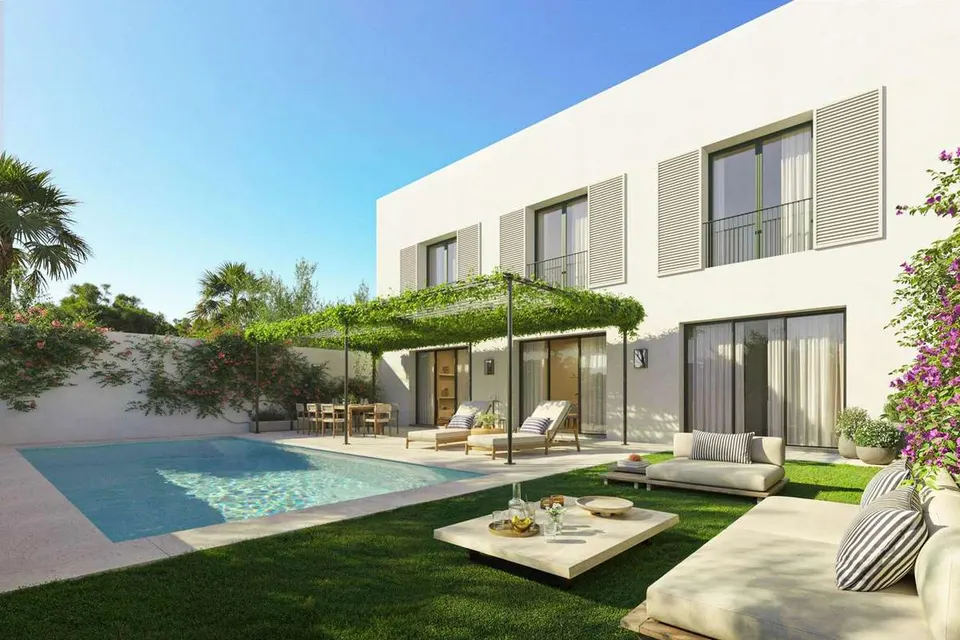 Willa z basenem w Sotogrande — zdjęcie