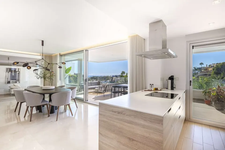 Penthouse dwupoziomowy w Benahavís — zdjęcie 4 z 16