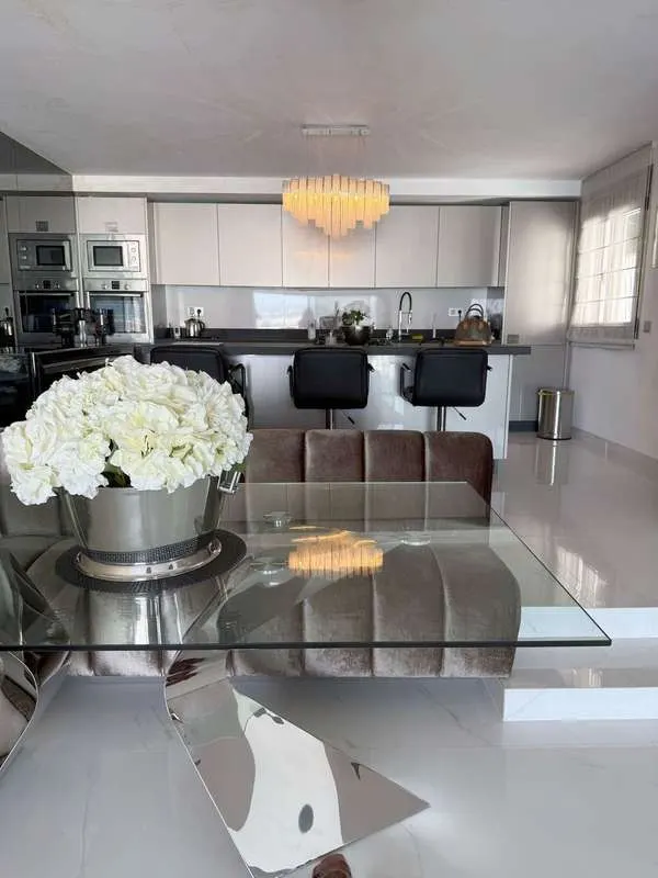 Penthouse z widokiem w Marbelli — zdjęcie
