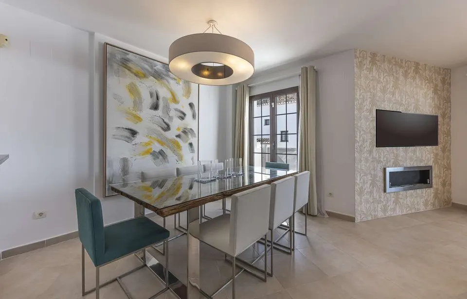 Apartament z tarasem w Marbelli — zdjęcie