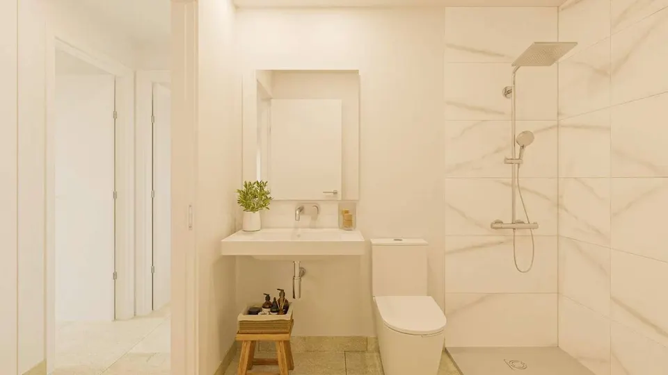 Apartament z prywatnym tarasem w Esteponie — zdjęcie
