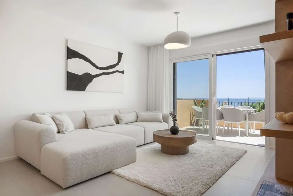 Apartament przy plaży w Esteponie — zdjęcie