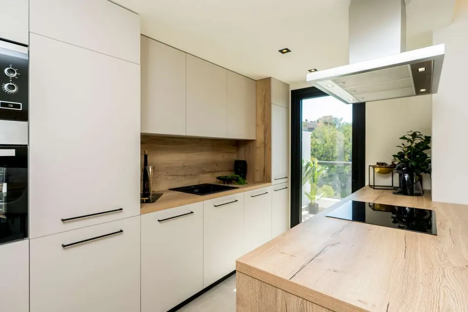 Penthouse z widokiem na morze w Marbelli — zdjęcie