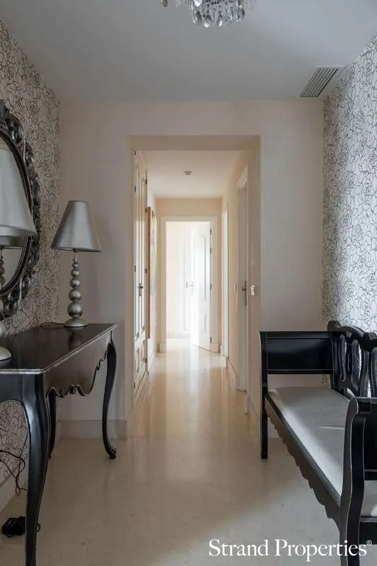 Apartament z widokiem na morze w Benahavís — zdjęcie