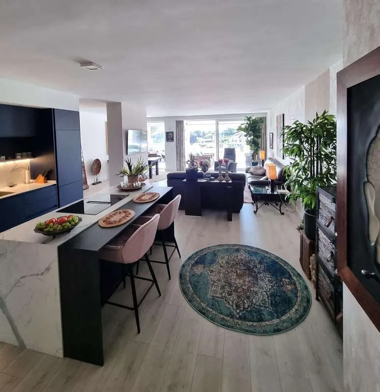 Apartament z widokiem na góry w Benahavís — zdjęcie