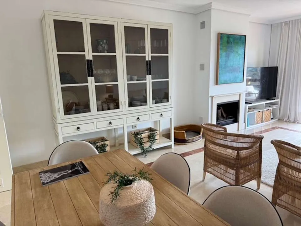 Apartament w porcie w Sotogrande — zdjęcie