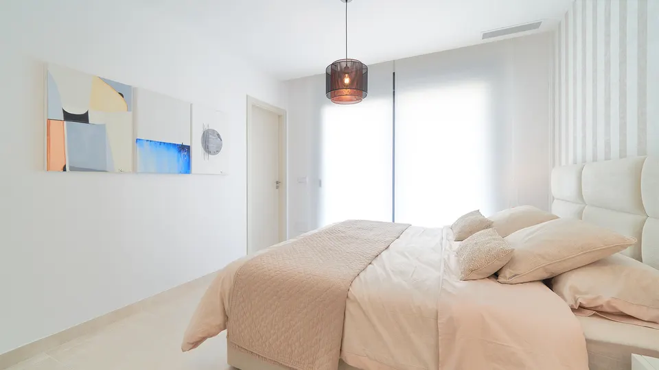 Apartamenty z prywatnym basenem w Esteponie — zdjęcie
