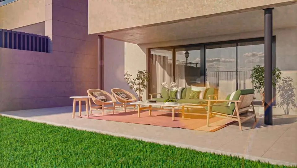 Penthouse z widokiem w Casares — zdjęcie