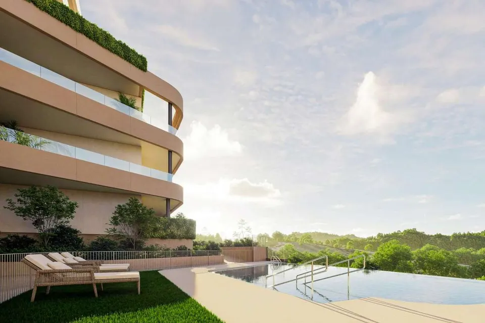 Penthouse z tarasem w Esteponie — zdjęcie