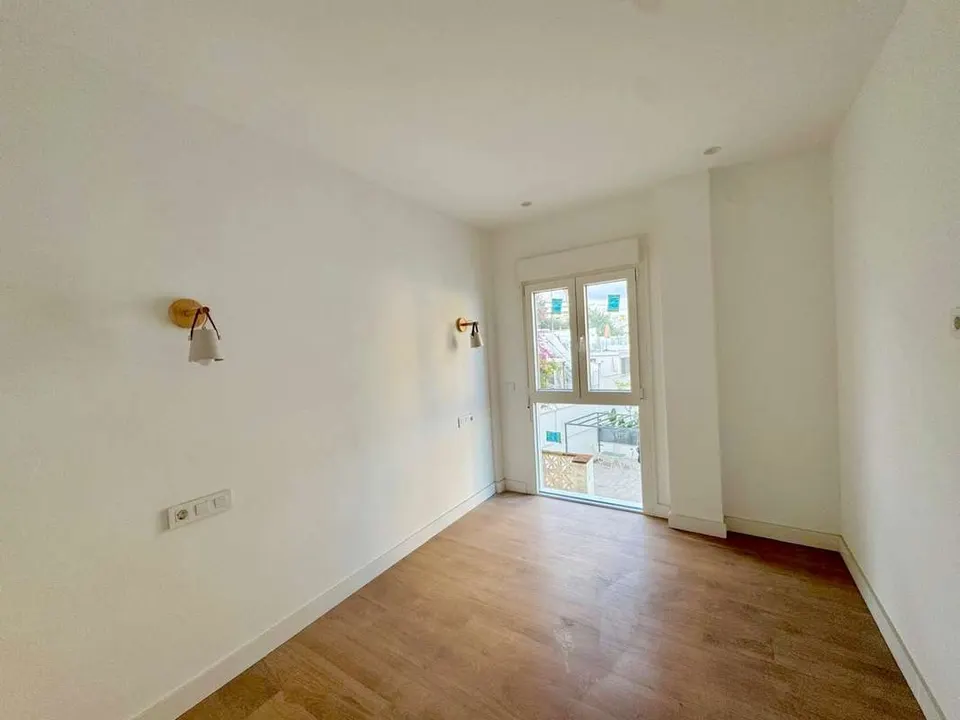 Apartament dwupoziomowy w Torremolinos — zdjęcie 7 z 16