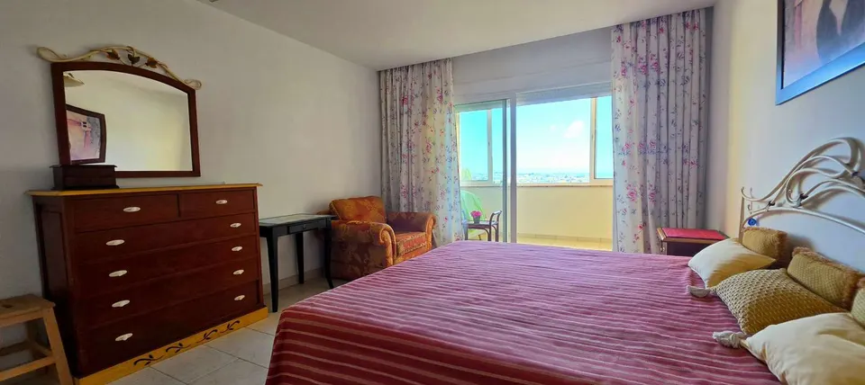 Apartament z tarasem w Benahavis — zdjęcie 10 z 16