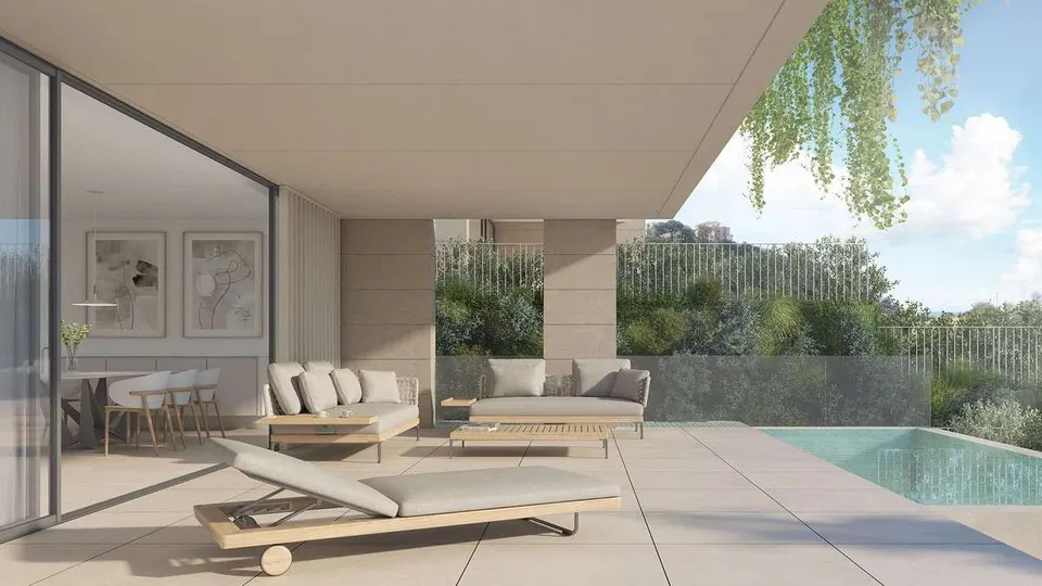 Penthouse z basenem w Marbelli — zdjęcie