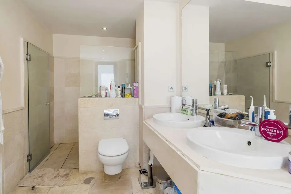 Penthouse z jacuzzi w Benahavís — zdjęcie