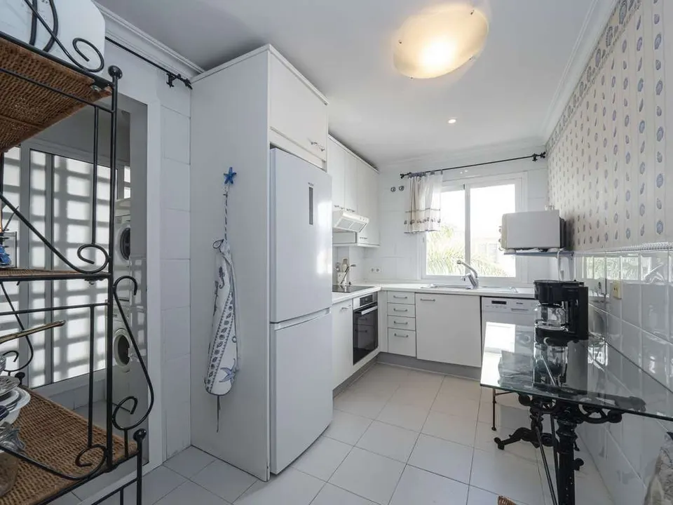 Apartament przy plaży w Marbelli — zdjęcie