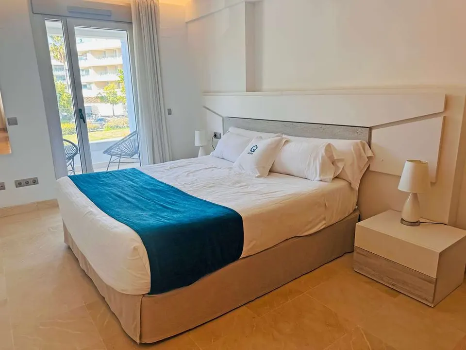 Apartament z tarasem w Marbelli — zdjęcie 10 z 16