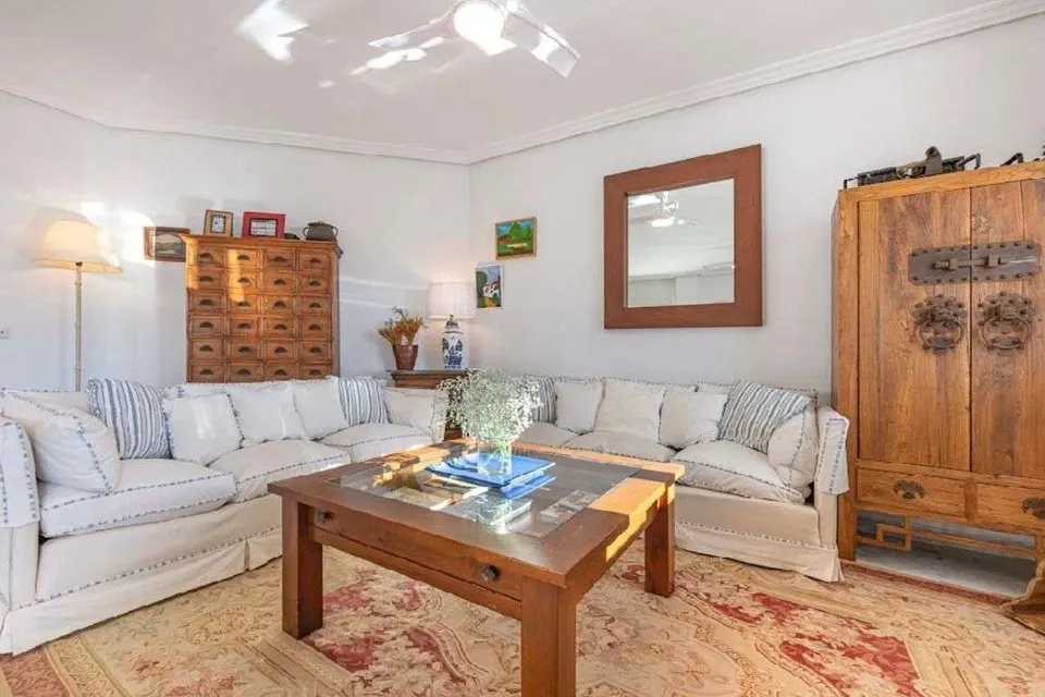 Apartament z 4 sypialniami w Marbelli — zdjęcie