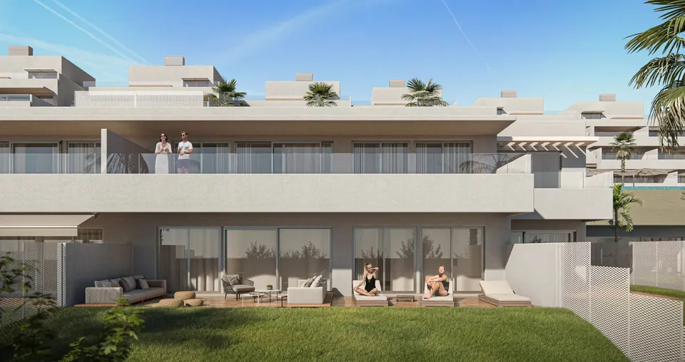Apartamenty z tarasem w Esteponie — zdjęcie
