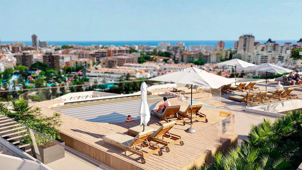 Apartament z ogrodem w Mijas — zdjęcie