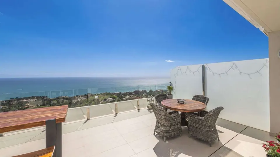 Apartament z widokiem na morze w Benalmádena — zdjęcie