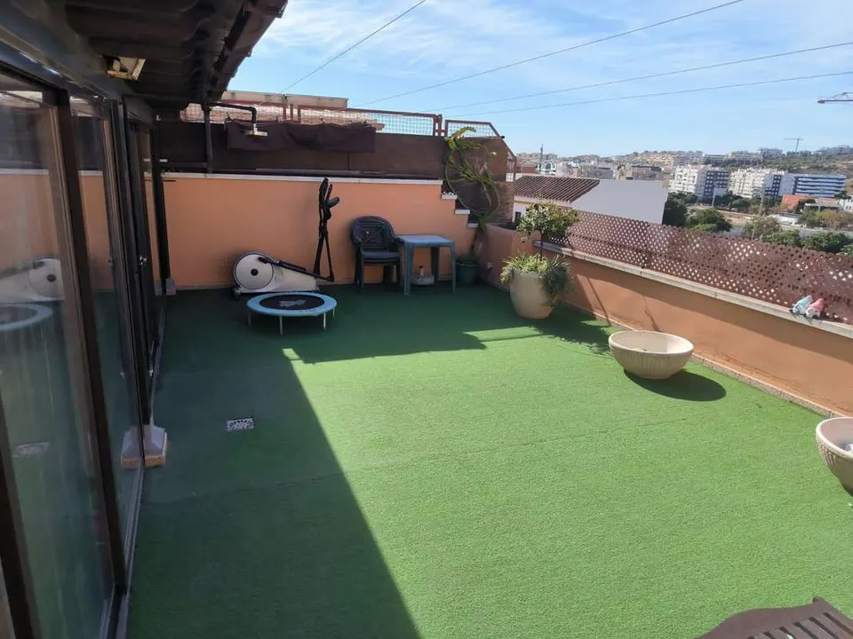 Penthouse z widokiem w Esteponie — zdjęcie