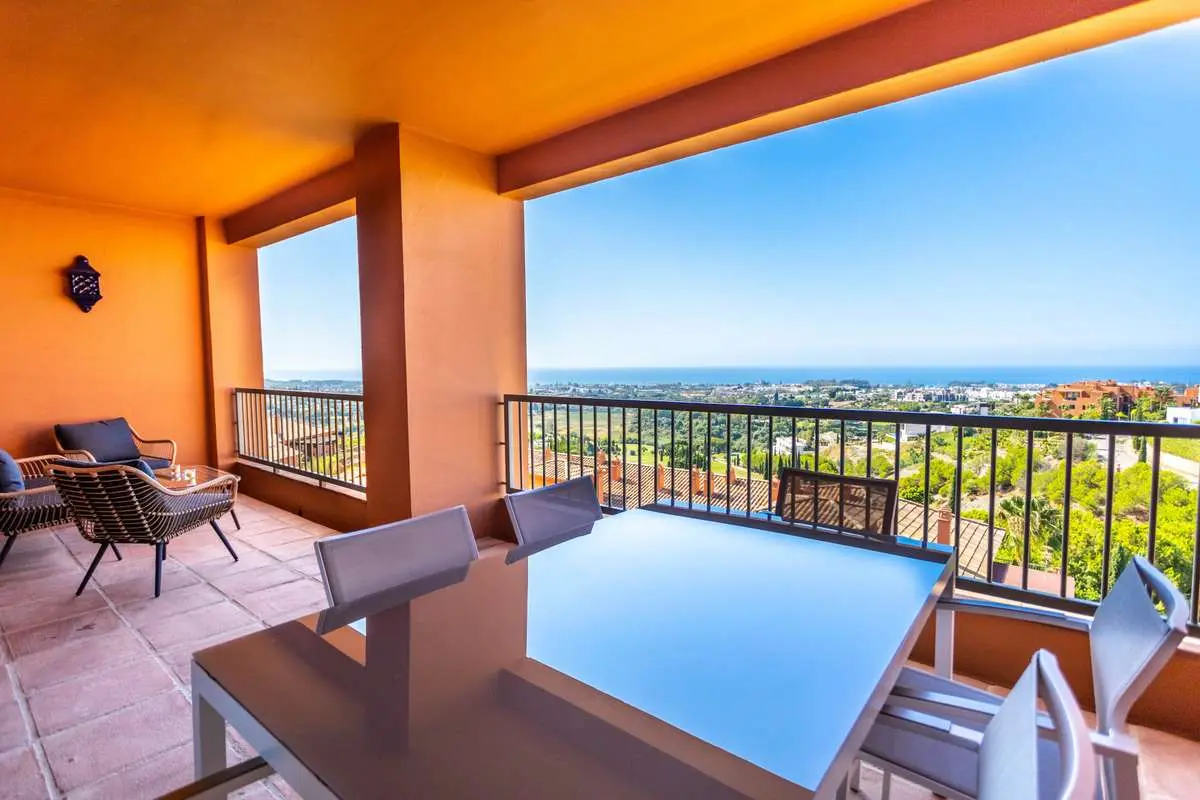 Apartament z widokiem na morze w Benahavís