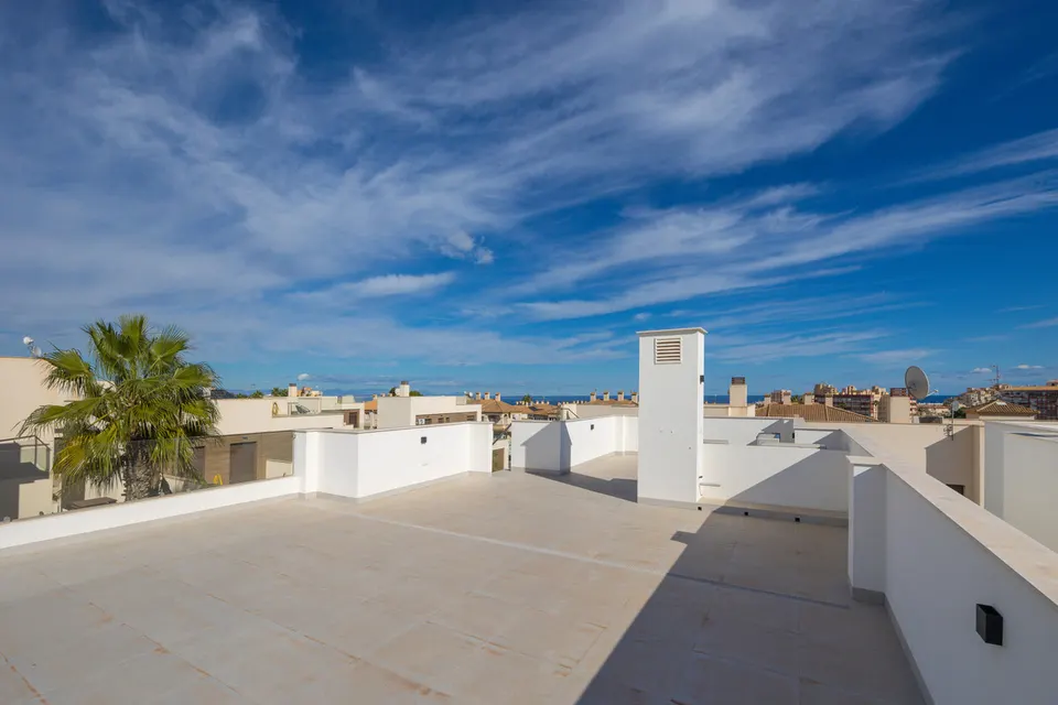 Nowe wille w Torrevieja — zdjęcie 13 z 16